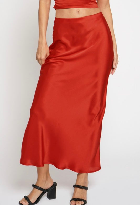 Satin Maxi Skirt Rojo